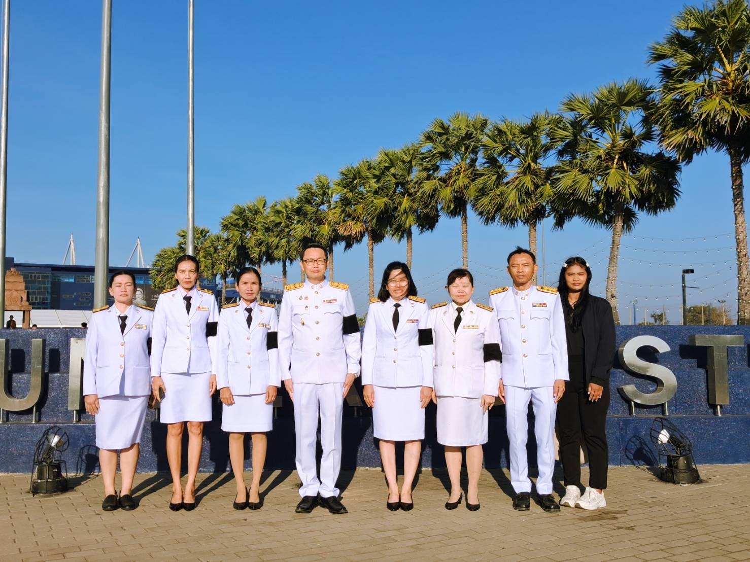 title - วันที่ 8 มกราคม 2569 นายประเสริฐ กาญจนเกียรติกุล ปฏิรูปที่ดินจังหวัดบุรีรัมย์ พร้อมด้วยเจ้าหน้าที่ ส.ป.ก.บุรีรัมย์ ร่วมพิธีทำบุญตักบาตรถวายพระราชกุศลและพิธีถวายพระพรชัยมงคลเนื่องในวันคล้ายวันประสูติสมเด็จพระเจ้าลูกเธอ เจ้าฟ้าสิริวัณณวรี นารีรัตน์ราชกัญญา